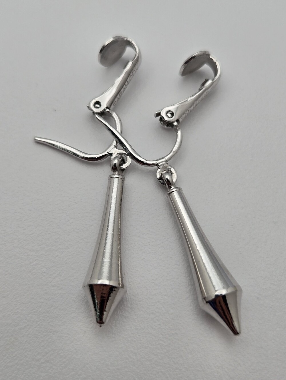 Vintage Sarah Coventry Canada Silver Tone Clip On Drop Earrings 1960s Signed - Picture 12 of 13